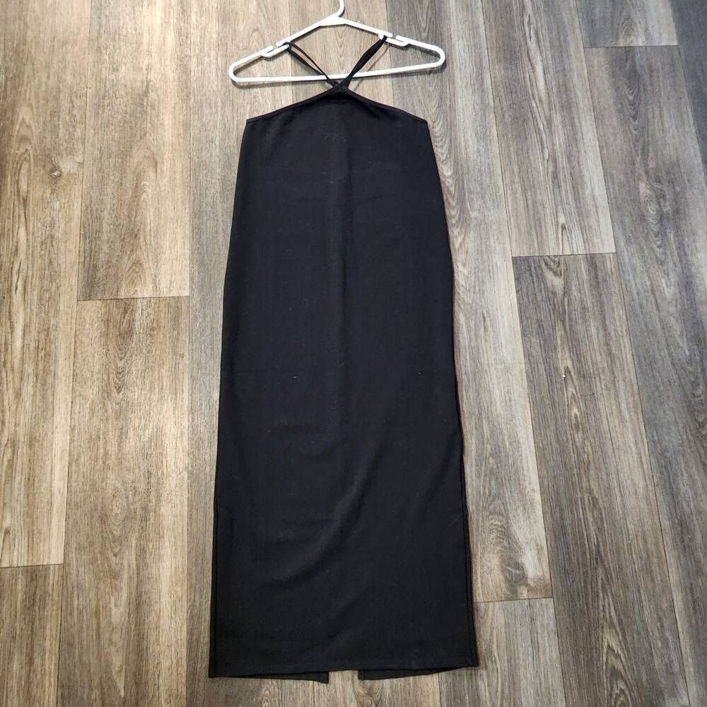 Fashion Nova bodycon halter dress
